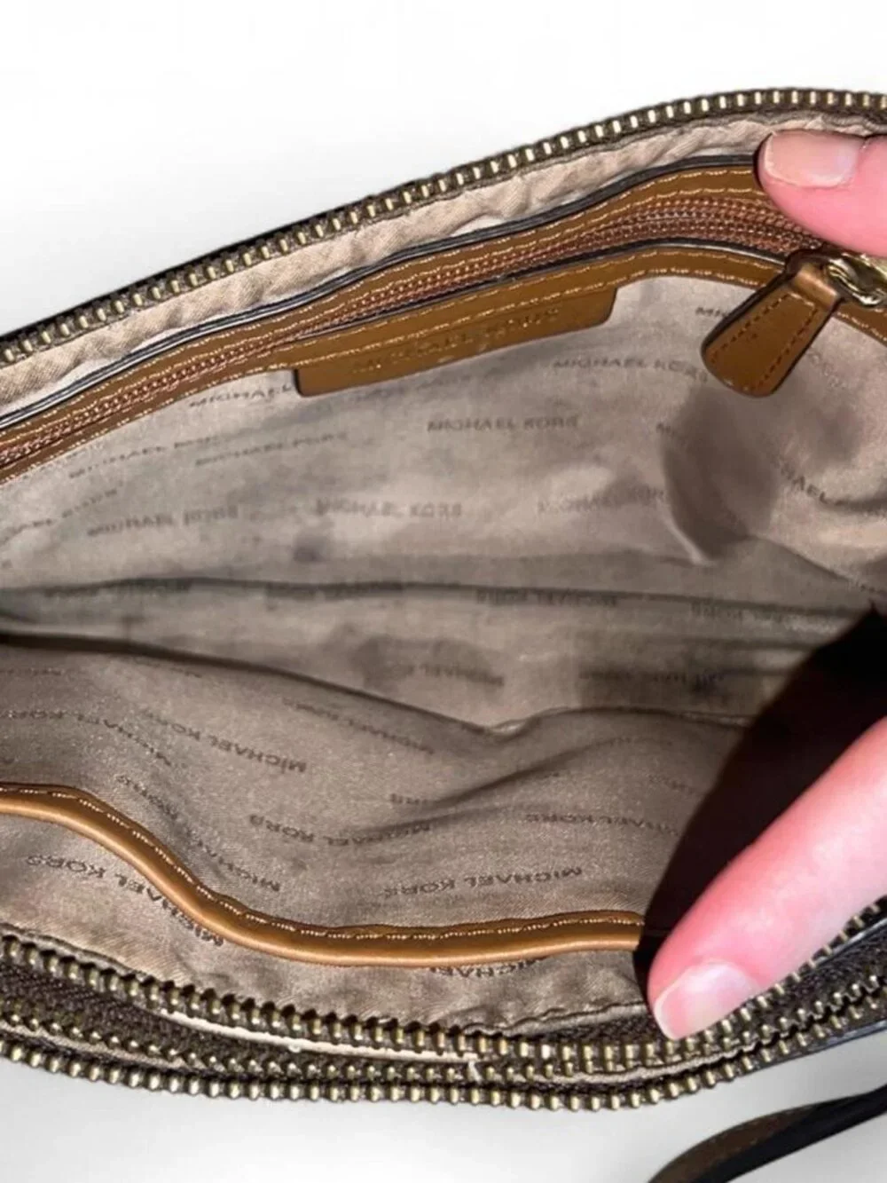 Michael Kors Signature Multi-Compartment Crossbody Bag
